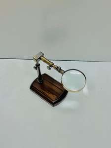 Lupa Ajustable de Latón Antiguo con Base de Madera |   Lupa de Escritorio Clásica - Product Image 6