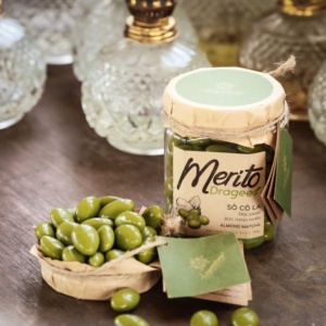 El mejor regalo de chocolate con leche Matcha para chocolates y dulces familiares con marca legendaria en Vietnam Bueno para la salud - Product Image 6