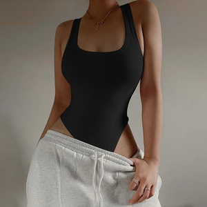 Body moulant noir en maille pour femme, col carré, sans manches, design ajouré, extensible, sans couture, couleur unie, coupe ample, tenue de sport - Product Image 4