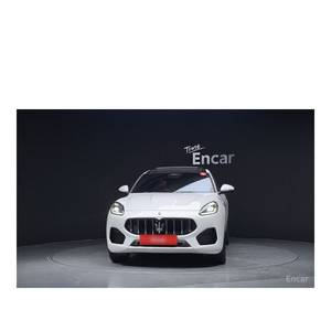 Maserati Grecale 2.0 AWD GT 2023/12, 16 309 km, boîte automatique, sièges en cuir, conduite à gauche, caméra arrière - Product Image 3