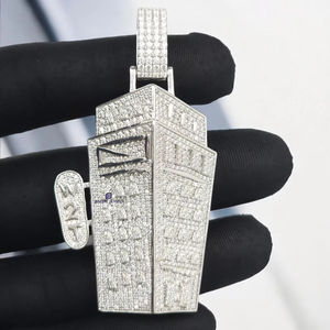 Pendentif Cercueil de Luxe Moissanite Effet Diamant VVS, Bijou Hip Hop en Argent, Breloque Tendance - Product Image 1
