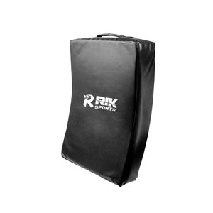Bouclier de frappe léger pour entraînement, adapté au kickboxing, MMA, karaté et taekwondo. - Product Image 1