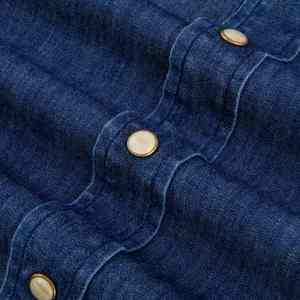 Camisa de Mezclilla para Hombre, Estilo Casual y Formal, a Cuadros Oscuros, Manga Larga, Antiarrugas, Ecológica y Transpirable, de la Marca Solid International - Product Image 6