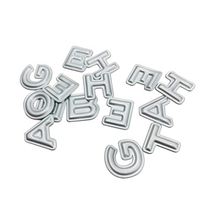 Pegatinas del alfabeto de TPU personalizadas | Parches de letras brillantes para ropa, bolsos y mochilas | Decoración fácil para moda y equipo - Product Image 5