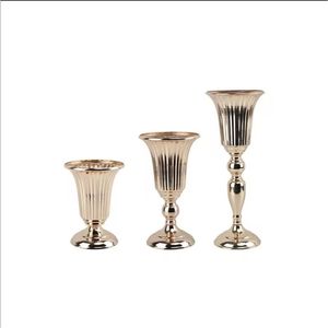 Vase à fleurs en métal argenté antique, élégant vase trompette en aluminium, centre de table de luxe sur piédestal pour mariage, fête, décoration intérieure - Product Image 4