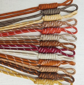 EL CLASICO OVERSEAS Llavero Boho de Macramé Personalizado, Hecho a Mano con Cuerda de Algodón Ecológica, Varios Tamaños para Bolsos y Llaves de Coche - Product Image 1