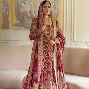 Vestido de Novia Rojo Hecho a Mano, Largo hasta el Suelo, Silueta Imperio, Mangas Largas, Cuello Barco, Borlas, Cristales y Perlas, Limpieza en Seco, Cola de Cepillo - Product Image 1