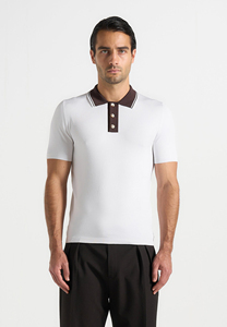 เสื้อเชิ้ตแขนสั้นสีเบจสำหรับผู้ชาย ผ้าฝ้ายทอเนื้อเรียบ สวมใส่สบาย ระบายอากาศได้ดี ทรงปกติ ลายตาเหยี่ยว สปอร์ต รับสกรีนโลโก้ ทนทาน - Product Image 1