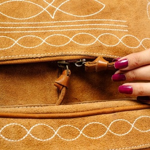 LW Sac à dos en cuir de vache véritable pour femmes isolé Bohemian Rock Water Resistant Portable Laptop Bag PVC Dress Shoulder Bag - Product Image 5