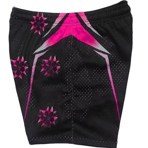 Pantalones Cortos Deportivos para Hombre, Negros con Estampado Geométrico Rosa, de Secado Rápido, Cintura Elástica, Largo Medio, Impresión por Sublimación - Product Image 3