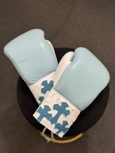 Personnalisez vos propres gants de boxe en cuir de vachette de qualité supérieure, gants professionnels de MMA, Muay Thai, boxe, sparring et entraînement. - Product Image 2
