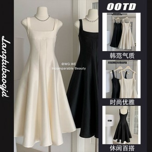 Vestito intero in Herbon con cinturini in vita lucidi stile gonna per abbigliamento da carriera - Product Image 1