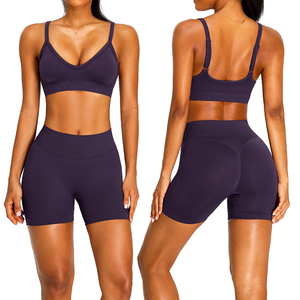 Conjunto de yoga de 2 piezas para mujer, cuello redondo, espalda cruzada, cintura media, estampado a cuadros, detalle de lazo, transpirable, elástico en cuatro direcciones, ropa deportiva sin costuras - Product Image 1
