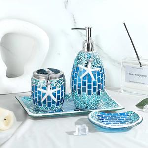 Juego de Accesorios de Baño de Vidrio Azul con Diseño de Mosaico de Conchas Marinas, Perfecto para el Tocador, Baño de Invitados o Cuarto de Baño - Product Image 4