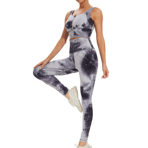 Conjunto de yoga ligero para mujer que combina moda y funcionalidad, ideal para yoga, fitness y uso casual. - Product Image 1