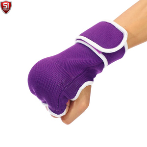 ผ้าพันมือเจลสำหรับชกมวยแบบกำหนดเอง MMA โลโก้สั่งทำได้ คุณภาพสูง พร้อมแผ่นเจลเสริมด้านในและผ้าพันมือ - Product Image 2