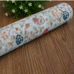Tela de Algodón Ligera con Estampado Artesanal Indio al por Mayor |   Tela Estampada con Motivos Florales y Botánicos para Vestidos, Decoración del Hogar, Niñas/Niños - Product Image 4