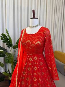 Conjunto de Vestido Anarkali Naranja Bordado, Vestido de Fiesta de Boda Largo hasta el Tobillo en Faux Georgette para Mujer - Product Image 3