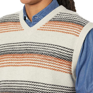 Gilet tricoté de haute qualité pour homme, col en V, sans manches, en tissu doux, style décontracté, vente en gros - Product Image 5