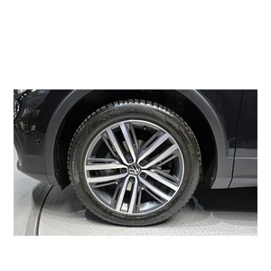 Pour Volkswagen Tiguan 2.0 TDI 4Motion Prestige Mai 2021 37 031 km Diesel Sièges en cuir Volant à gauche Caméra de recul - Product Image 5