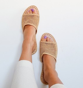 Sandales en raphia faites à la main, mules d'été, chaussures marocaines, babouches plates en raphia - Product Image 1