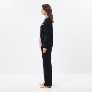 Women's Color Blocking <b>Velvet</b> <b>Tracksuit</b> Set Crew Neck Full Sleeve Elastic Waist Loose Fit Winter Loungewear - Product Image 4