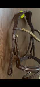 Brida de Cuero para Caballo con Cuero Suave y Flexible de Calidad Superior y Diadema con Cristales Preciosa de 12 mm, Tallas Full/Cob - Product Image 5