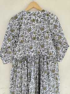 Robe longue 100 % coton pour femme, imprimé floral fantaisie, col en V, coupe évasée, décontractée, pour la plage ou les soirées, export en gros Inde - Product Image 4