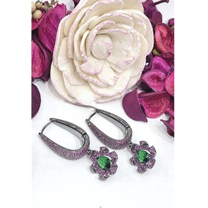 Pendientes de gota de circonita cúbica (CZ) chapados en plata de latón de primera calidad, elegantes y deslumbrantes, a la moda, para mujer, colección de moda para fiestas. - Product Image 2