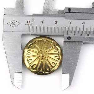 Conchos de Latón con Tornillo, Remaches Decorativos de Flor y Estrella para Manualidades en Cuero, Carteras, Bolsos, Cinturones y Decoración - Product Image 1