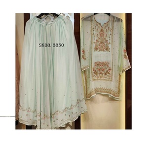 Salwar Kameez Indio de Algodón de Primera Calidad para Mujer con Diseño Elegante para la Colección de Moda de Verano Disponible para la Venta - Product Image 1