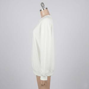 เสื้อสเวตเชิ้ตคอเต่าทรงโอเวอร์ไซส์ผ้าฝ้ายเฟรนช์เทอร์รี่หนา 400gsm สำหรับผู้หญิง สไตล์สตรีทแวร์ แบบเรียบๆ ขายส่ง - Product Image 3