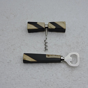 ที่เปิดขวดดีไซน์งานฝีมือพร้อมที่เปิดขวดสแตนเลสแบบเกลียวพร้อมด้ามเรซิ่น ราคาถูกมาก - Product Image 1