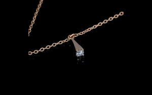 Collar con Colgante de Barra de Diamante Cultivado en Laboratorio, Diseño Minimalista Personalizado |   Fabricante de Joyería Fina OEM ODM |   Joyería Elegante para Uso Diario y Fiestas - Product Image 4