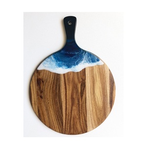Planche à découper et plateau de service rectangulaire en bois et résine, 1,5 cm d'épaisseur, design décoratif, passe au lave-vaisselle, idéal pour les mariages - Product Image 1