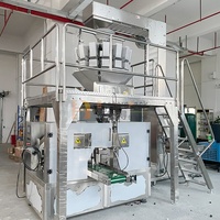 Verpakkingsmachine voor gedroogde rode dadels met multihead weegsysteem voor de productie van gezonde snacks in een voedingsmiddelenfabriek