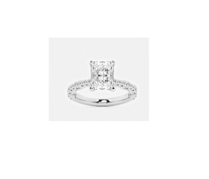 Bague de fiançailles style station avec diamant radiant de laboratoire de 2,50 carats au total, bijou de demande en mariage en diamant fin pour femme - Product Image 4