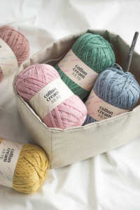 Couverture de lit bébé en coton YARNA (150g), couleur pastel douce, faite à la main, décoration intérieure, couverture bébé douillette, naturelle. - Product Image 4