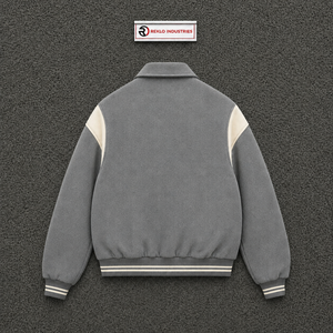 Blouson universitaire gris et crème zippé sur le devant pour homme – Tissu doux de haute qualité, style streetwear, mode, personnalisable, en promotion - Product Image 6