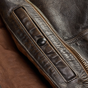 Blouson Aviateur Homme en Cuir Épais avec Col en Peau de Mouton, Résistant au Vent, Style Vintage, Personnalisable OEM, Vêtement d'Extérieur de Luxe Héritage - Product Image 5