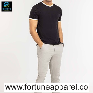 เสื้อยืดคอวีสั่งทำพิเศษ Fortune Apparel สำหรับผู้ชาย ผ้าฝ้าย 100% แขนสั้น ระบายอากาศได้ดี เป็นมิตรกับสิ่งแวดล้อม แห้งเร็ว เหมาะสำหรับออกกำลังกาย สีสันตามสั่ง - Product Image 3