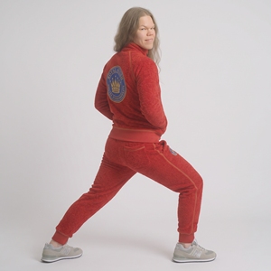 Ensemble de survêtement 2 pièces en polaire rouge pour femme Twin City, manches longues, logo brodé, vêtements de sport décontractés, coupe régulière, toutes saisons - Product Image 3