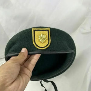 Béret en laine verte avec emblème feuille d'érable dorée, unisexe, chapeau décontracté d'extérieur, printemps automne, 56-58CM, casquette béret en coton uni pour homme, personnalisable - Product Image 5