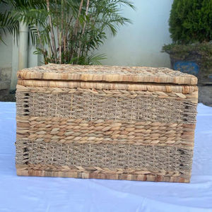 Contenedores de Almacenamiento Ecológicos Hechos de Pasto Marino y Jacinto de Agua - Product Image 1