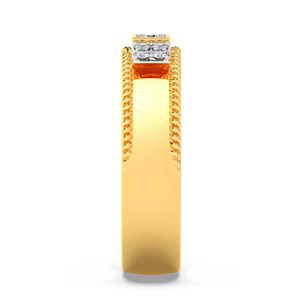 แหวนทองขอบเชือกประดับเพชรสามเหลี่ยม - Product Image 1