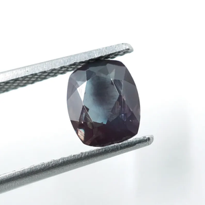 พลอยอเล็กซานไดรต์ธรรมชาติ HAYAAT GEMS 1.00 กะรัต รูปทรงคุชชั่นเจียระไน (7x6x3 มม.) สำหรับทำเครื่องประดับ แหล่งกำเนิดราชสถาน - Product Image 5