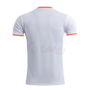 Maillot de football 2026 de qualité supérieure, design tendance, personnalisé, uni, pour adultes - Product Image 2