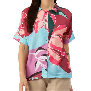 Chemise de plage décontractée pour femmes, imprimé floral tropical, col en V, manches courtes, boutonnée, haut doux - Product Image 1