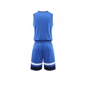Uniformes de basketball personnalisés de haute qualité avec tissu premium, designs modernes et personnalisation complète pour les équipes et les fabricants d'équipement d'origine (OEM) - Product Image 3