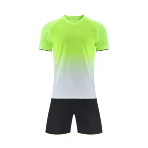 Vente en gros de nouveaux vêtements de sport, maillots de football, vêtements d'entraînement, uniformes pour hommes, 100% polyester, protection UV, coupe athlétique - Product Image 3